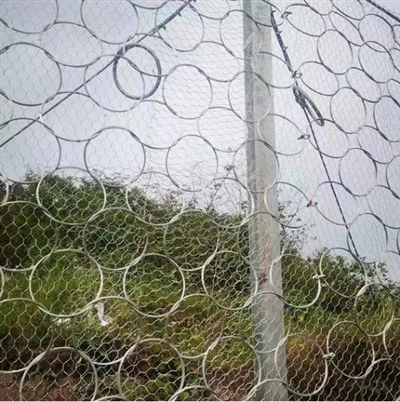 Malla de protección contra caída de rocas